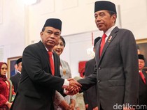 Lantik Budi Arie Jadi Menkominfo, Jokowi Minta Proyek BTS Tak Terbengkalai