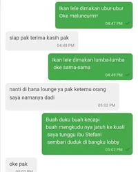 Chat antara driver ojol dan penumpang yang beredar di internet ini berhasil bikin ngakak -- atau setidaknya, senyum-senyum sendiri.