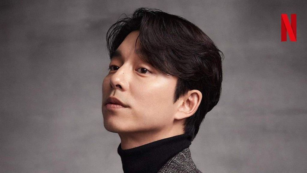 Gong Yoo Posting Serba Hitam untuk Hormati Kepergian Lee Sun Kyun