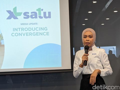 Group Head Product Strategy XL Axiata Rendhita Istimarini Putri
