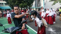 Ada 104 pelajar yang diterima pada tahun ajaran 2023/2024 di SDN Serua 1 usai mendaftar lewat PPDB.  