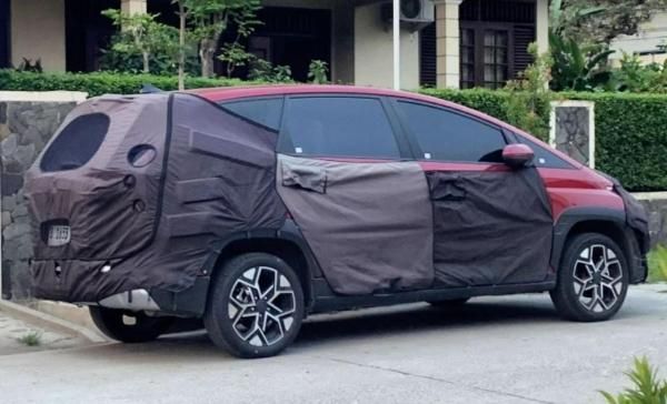 Hyundai Stargazer X.