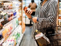 Turis Inggris Serang Kasir Setelah Diminta Biaya Tambahan Kantong Rp 300