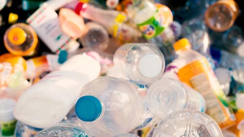 Ilustrasi Sampah Plastik