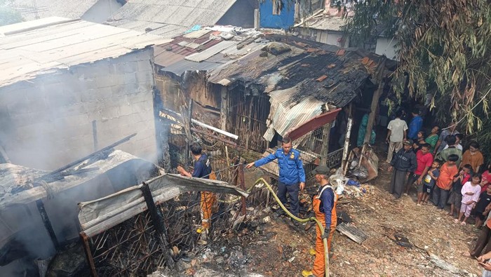 Kebakaran rumah warga di Bogor