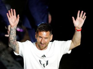 Rooney Peringatkan Messi: MLS itu Enggak Mudah, lho