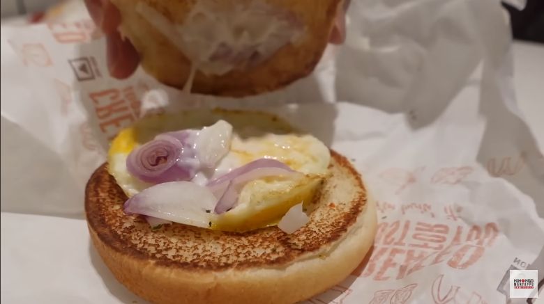 Menu dan tampilan gerai McDonald's India