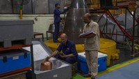 Godrej Aerospace juga akan menawarkan untuk memproduksi modul mesin GE 414 dan menjadi bagian dari rantai pasokan untuk tenaga kerja yang akan menggerakkan jet tempur India generasi berikutnya.  
