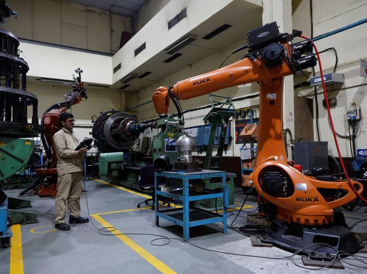 Mengintip Kesibukan di Pabrik Manufaktur Pesawat India