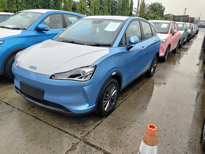 Mobil listrik Neta V