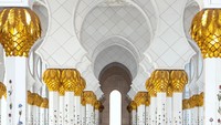 Jadikan momen tahun baru sebagai kesempatan untuk memohon ampunan sekaligus memohon kehidupan yang lebih baik. Semoga Allah SWT senantiasa menjaga iman Islam setiap hamba-Nya.  Foto: canva