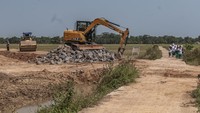 Kementerian PUPR menyatakan progres pembangunan tol Serang-Panimbang sepanjang 83,67 kilometer tersebut ditargetkan rampung pada Maret 2024.