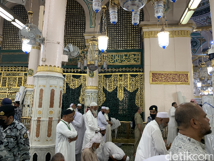 Potret Raudhah Taman Surga Di Masjid Nabawi Yang Selalu Diantre Jemaah