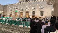 Pada sepanjang pekan ini, detikHikmah merasa seperti berada di Raudhah dan melakukan sholat dan berdoa di dalamnya. Kami malah memiliki kesempatan untuk masuk Raudhah dua kali bersama puluhan anggota rombongan haji Maktour paket Annur Arbain. (Foto: Doni Wahyudi/detikcom)