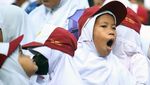 Semangat Anak-anak di Hari Pertama Masuk Sekolah