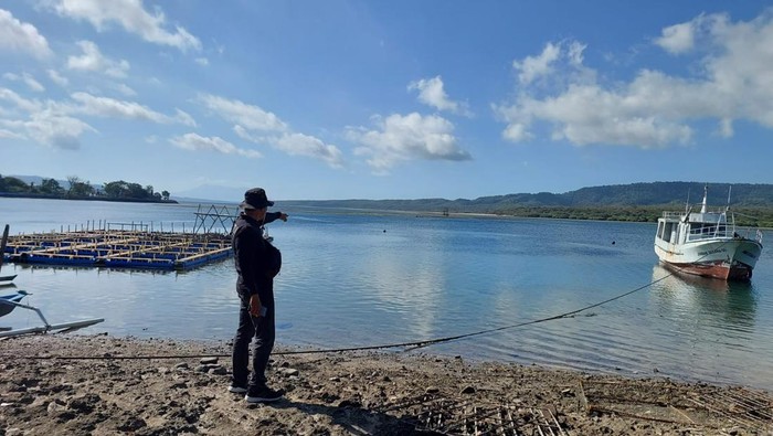 Tempat kejadian perkara (TKP) penyelam tenggelam saat panen terumbu karang di perairan Teluk Gilimanuk, Kelurahan Gilimanuk, Kecamatan Melaya, Kabupaten Jembrana, Bali, Senin (17/7/2023). (Foto: Istimewa)