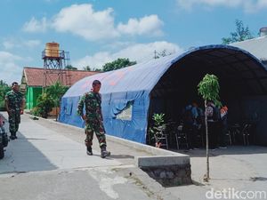 Tak Ada Gedung, Siswa Kelas Jauh SMAN 1 Karangnongko Klaten Belajar di Tenda