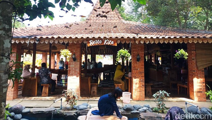 Wisata Kampoeng Kita Bekasi.
