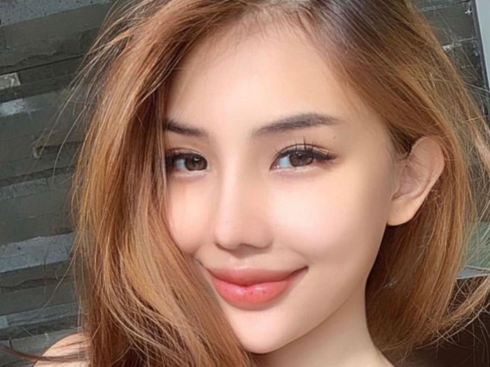 ananda tasya ananda tasya