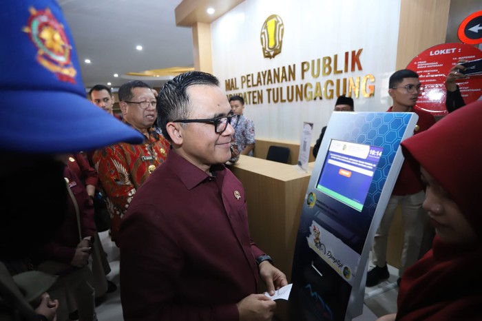 Azwar Anas Resmikan MPP di Jatim