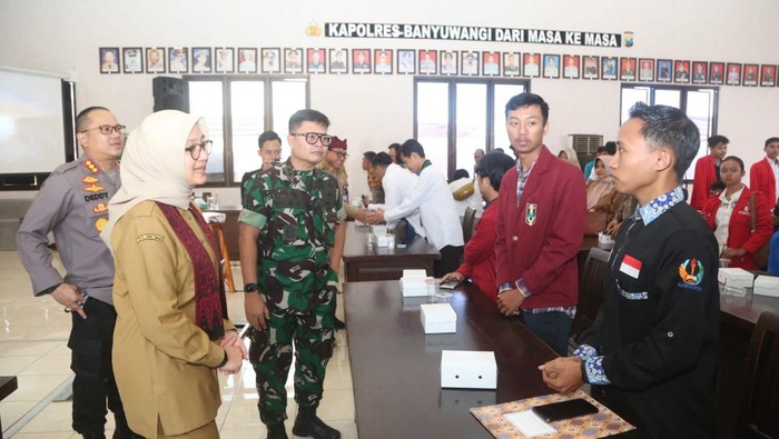 Bupati Ipuk bersama Forkopimda dan Mahasiswa Banyuwangi