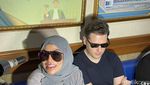 Cinta Penelope Gandeng Suami di Sidang Perdana Cerai