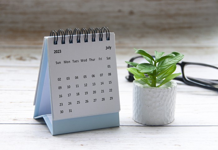 Ilustrasi kalender