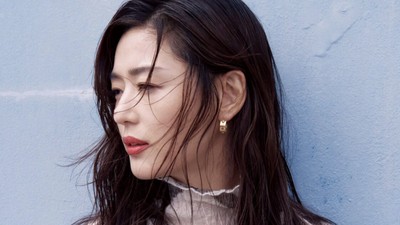 7 Gaya Jun Ji Hyun di Pemotretan Terbaru, Cantik Awet Muda Bak Vampir