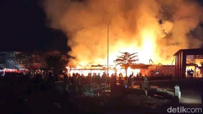Kebakaran RS Puri Husada Tembilahan, Indragiri Hilir, Riau.
