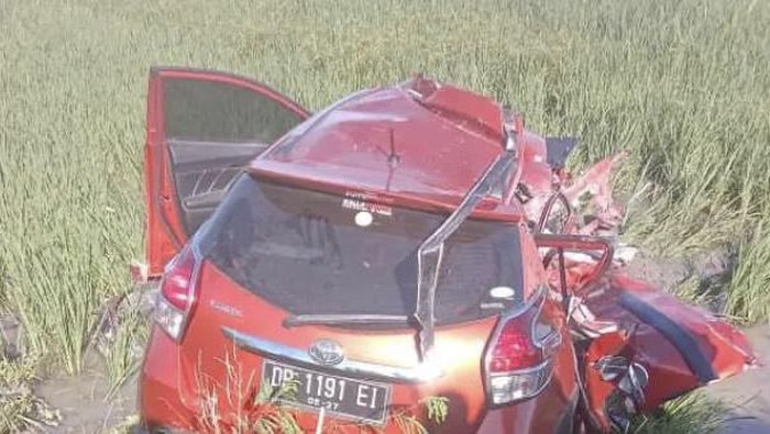Kecelakaan maut minibus vs truk TNI di Wajo. Dokumen Istimewa