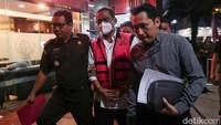 Kejaksaan Agung (Kejagung) menetapkan Windu Aji Sutanto sebagai tersangka kasus dugaan korupsi terkait kerja sama operasional (KSO) antara PT Antam dan PT Lawu Agung Mining (LAM). Kejagung juga mengkonfirmasi keterlibatan Windu dalam kasus korupsi BTS Kominfo.