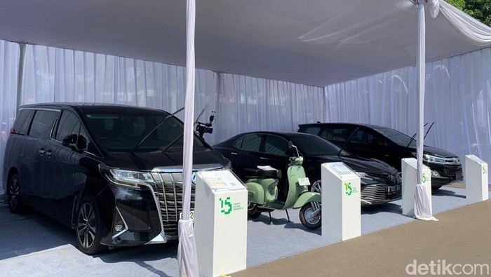 Kemenkeu Gelar Lelang Alphard hingga Mercedes Benz Kemenkeu Gelar Lelang Alphard hingga Mercedes Benz