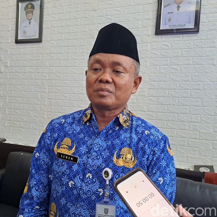 Kepala Dinas Pendidikan dan Kebudayaan Jombang, Senen