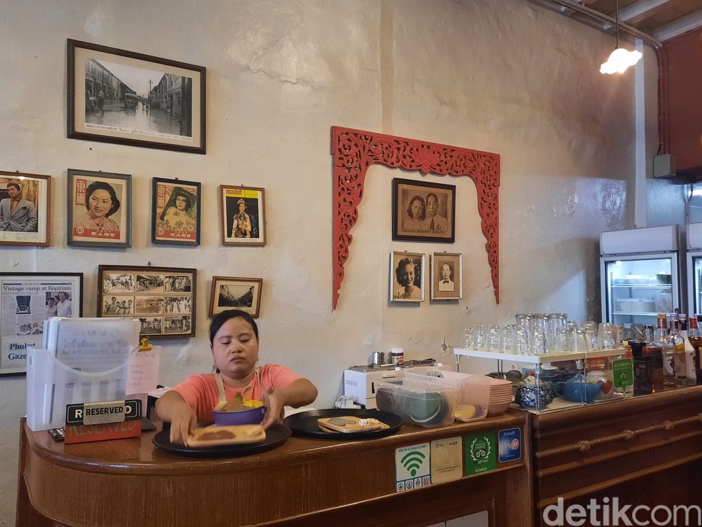 Kopitiam by Wilai di Phuket Old Town, Thailand