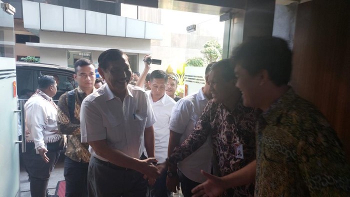 Luhut Tiba di KPK