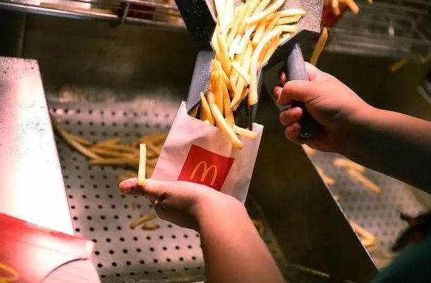 McDonald's Resmi Buka Restoran Kentang Goreng Pertama di Dunia