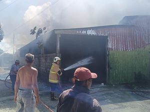 Mes Karyawan Terbakar di Jimbaran, Barang Elektronik-Surat Berharga Gosong