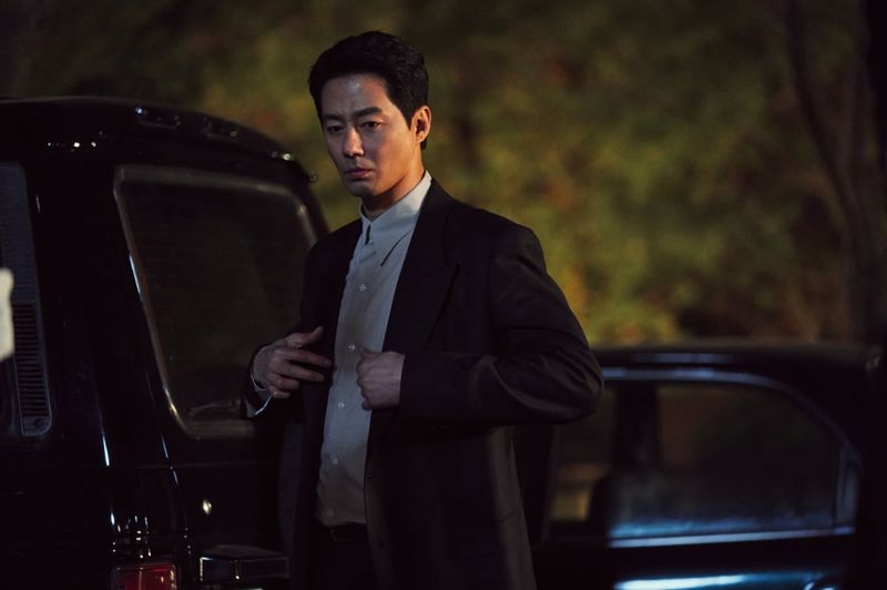 Adegan Jo In Sung dalam drama Korea Moving yang akan tayang di Disney+ Hotstar pada bulan Agustus 2023.
