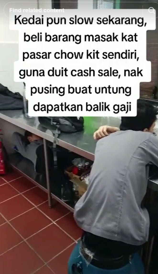 pegawai ditinggal bos