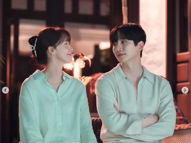 Penampilan Yoona dalam drama Korea King the Land