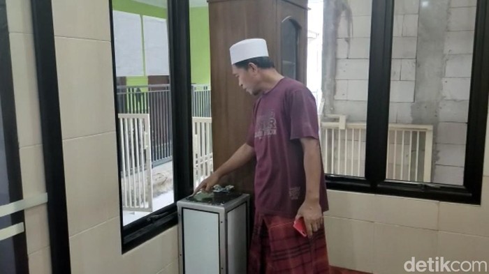 Pengurus DKM Musala Daarus Sakiinah Warsino. (Devi/detikcom)