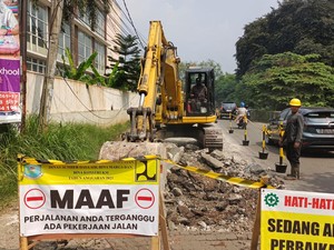 Pemkot Tangsel Mulai Perbaiki Jl Pala Raya di Pamulang, Sekarang!