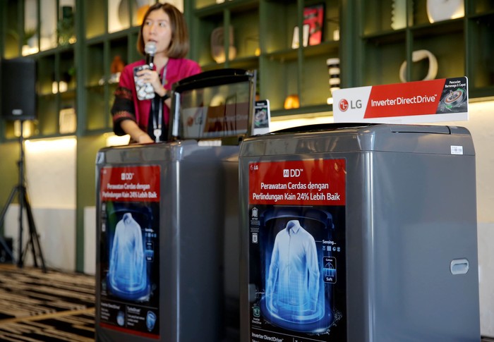 PT. LG Electronics Indonesia (LG) kembali menunjukkan komitmennya dalam memperluas keberadaan produk dengan dukungan kecerdasan buatan (Artificial Intelligence – AI).