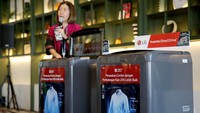 Penentuan ini dilakukan dengan dukungan puluhan ribu basis data variasi pencucian dengan beragam material. Kemampuan pengenalan material cucian, penentuan siklus dengan dukungan basis data luas sehingga menjadikan mesin cuci bisa lebih akurat memberikan pembersihan sekaligus perawatan pada pakaian favorit pengguna.
