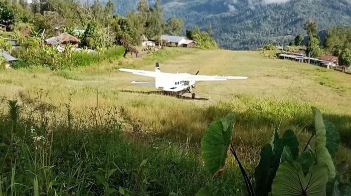 Pesawat Smart Air yang ditembaki KKB di Intan Jaya, Papua Tengah. Dokumen Istimewa