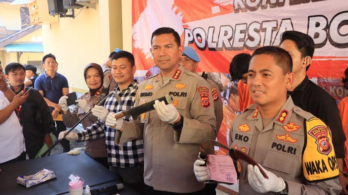 Polisi melumpuhkan pemuda ugal-ugalan yang tabrak petugs di Tugu Kujang, Kota Bogor.