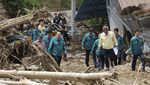 Presiden Korsel Tinjau Lokasi Terdampak Banjir yang Tewaskan Puluhan Jiwa