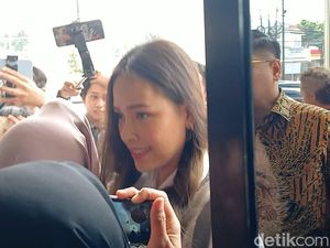 Lady Nayoan Alami Kecelakaan Jelang Mediasi dengan Rendy Kjaernett