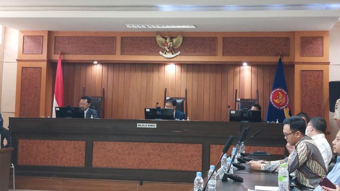 Sidang KPPU Tender Revitalisasi TIM