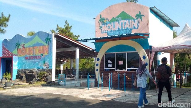 The Mountain Recreation Park Kuningan.